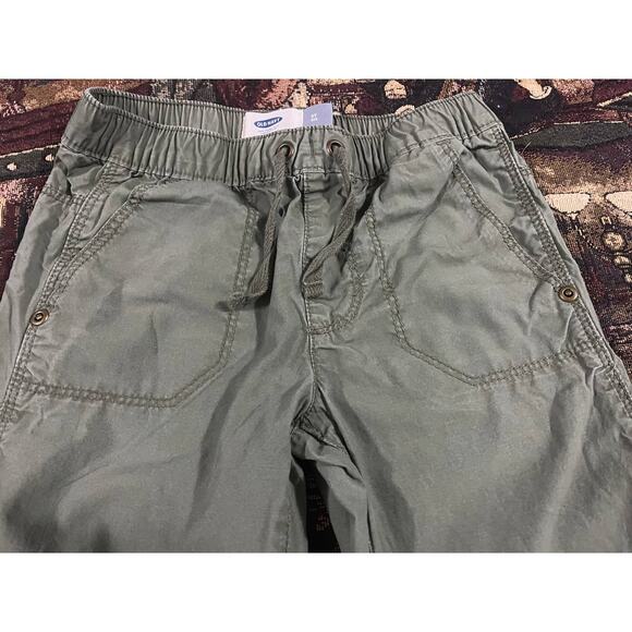 Old Navy olive green joggers (5T) - Picture 6 of 6